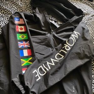 Huf windbreaker size small